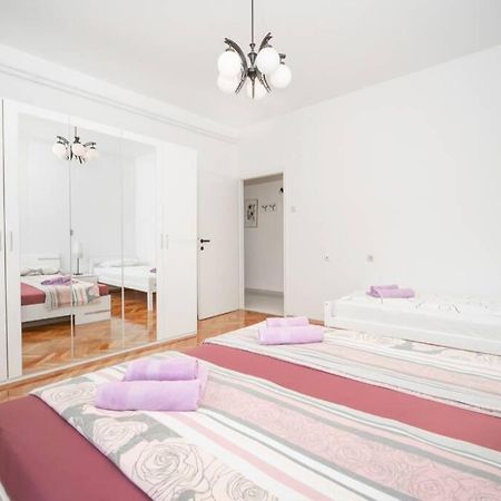 Apartman Noemi Rabac Dış mekan fotoğraf